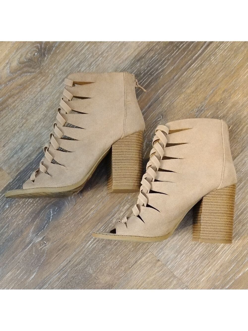 Qupid Tan Heeled Boots Cut Out Design - Picture 3 of 5